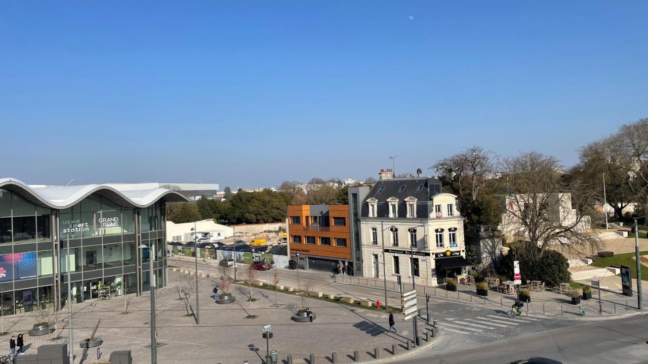Appartement Porte Mars Remeš Exteriér fotografie